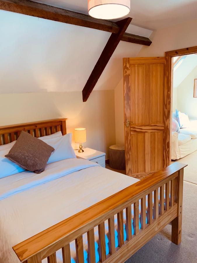 The Granary Villa Abergavenny Exterior photo