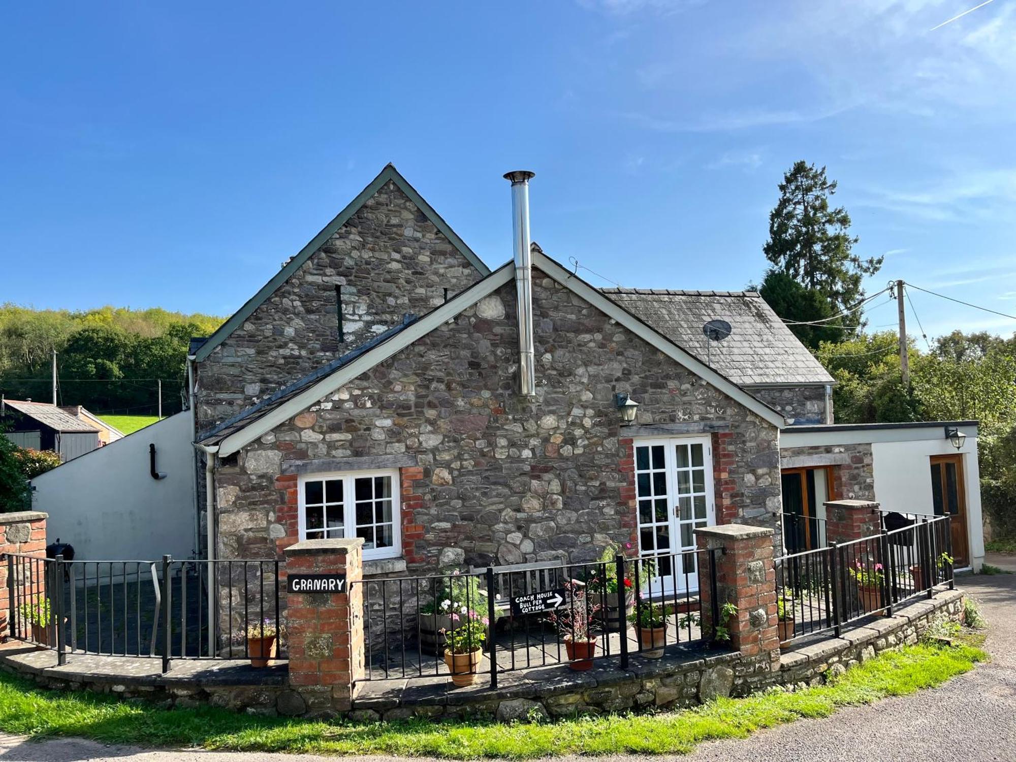 The Granary Villa Abergavenny Exterior photo
